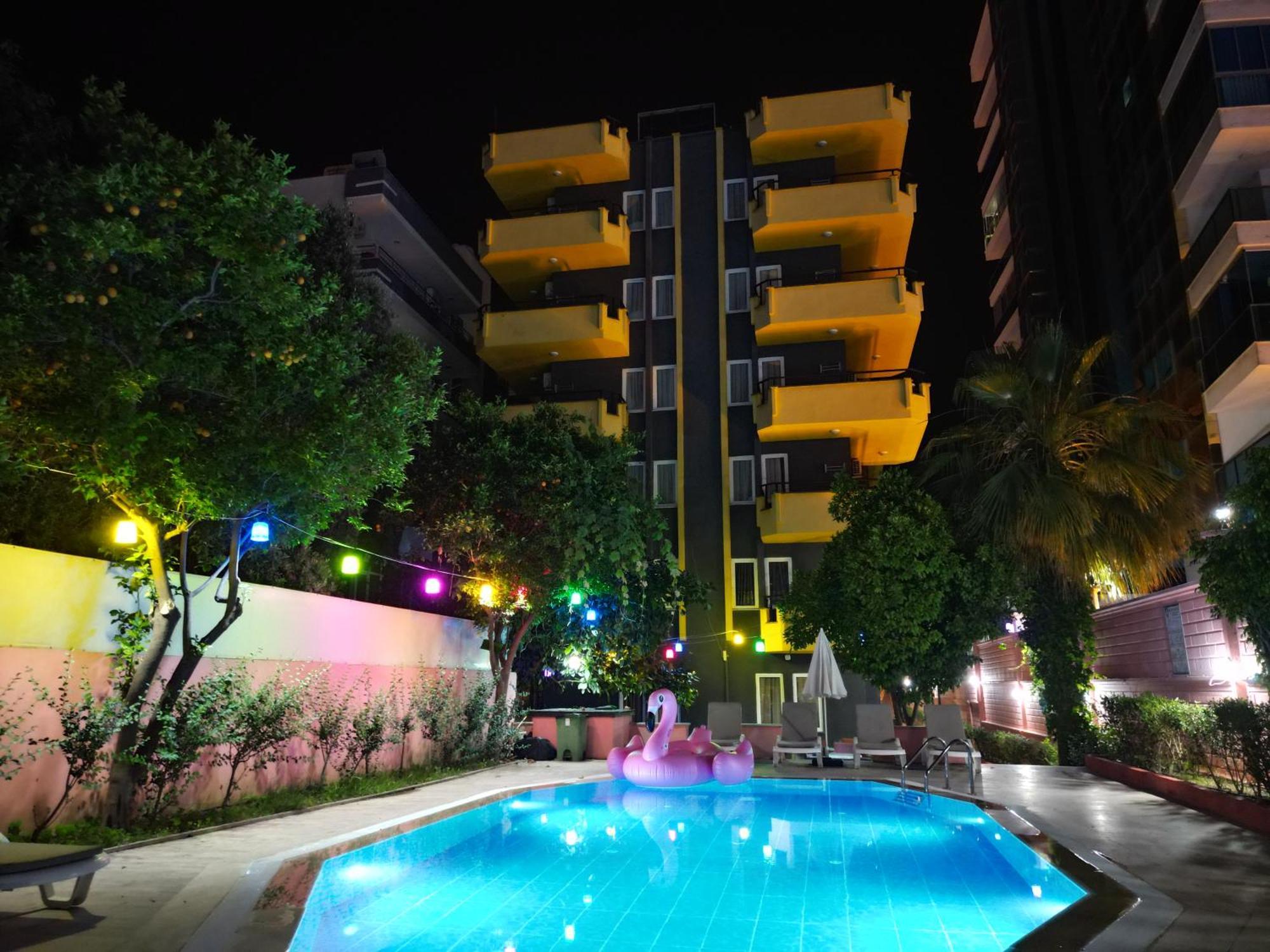 Gold Twins Boutique Hotel Алания Экстерьер фото