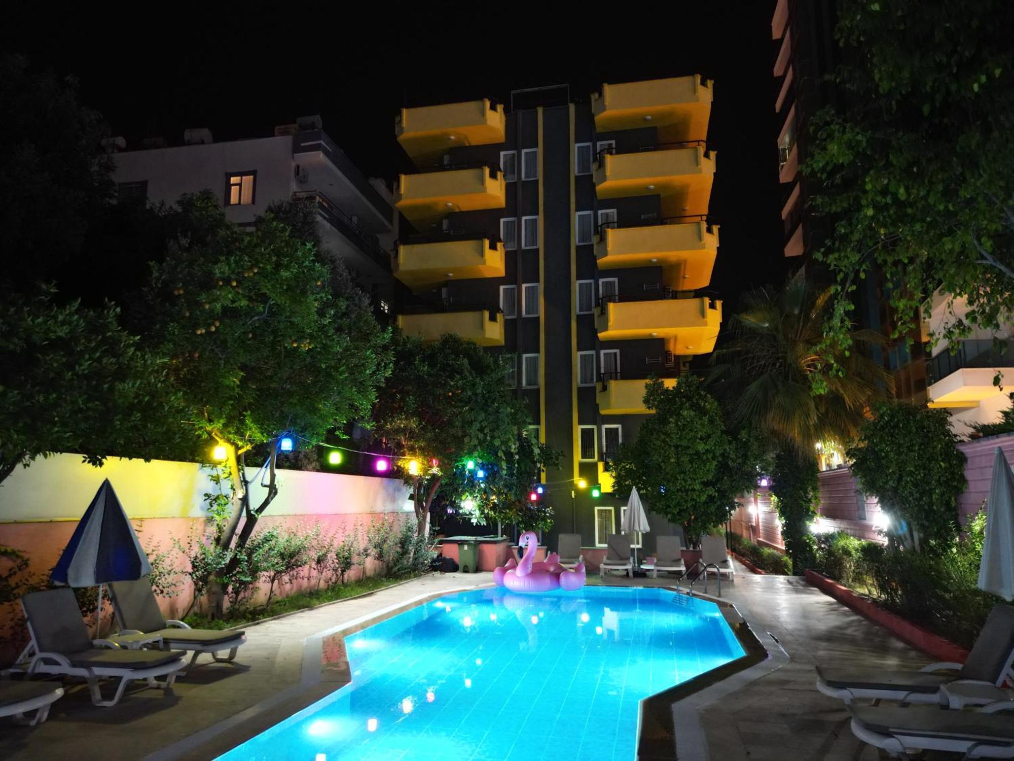 Gold Twins Boutique Hotel Алания Экстерьер фото